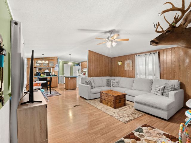 335 Ebbie Perkins, Deridder, LA 70634