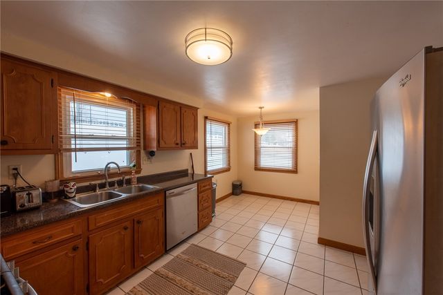 2093 Melwood Rd, Allegheny Twp, PA 15656