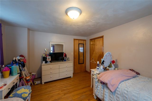 2093 Melwood Rd, Allegheny Twp, PA 15656