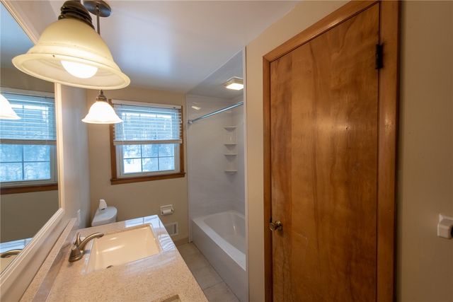 2093 Melwood Rd, Allegheny Twp, PA 15656