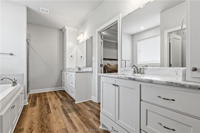 10468 Cornwall Lane, Iola, TX 77861