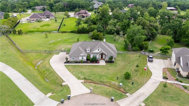 10468 Cornwall Lane, Iola, TX 77861