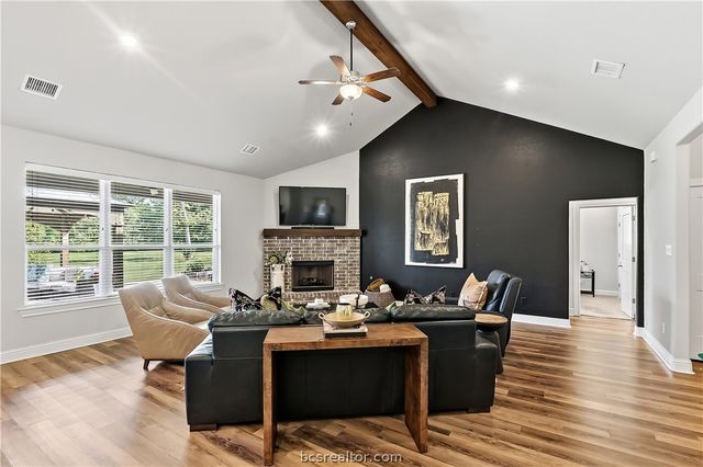 10468 Cornwall Lane, Iola, TX 77861