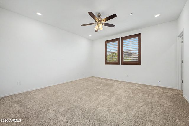 1917 E HAMPTON Lane 104, Gilbert, AZ 85295