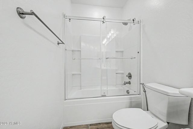 1917 E HAMPTON Lane 104, Gilbert, AZ 85295