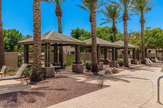 1917 E HAMPTON Lane 104, Gilbert, AZ 85295