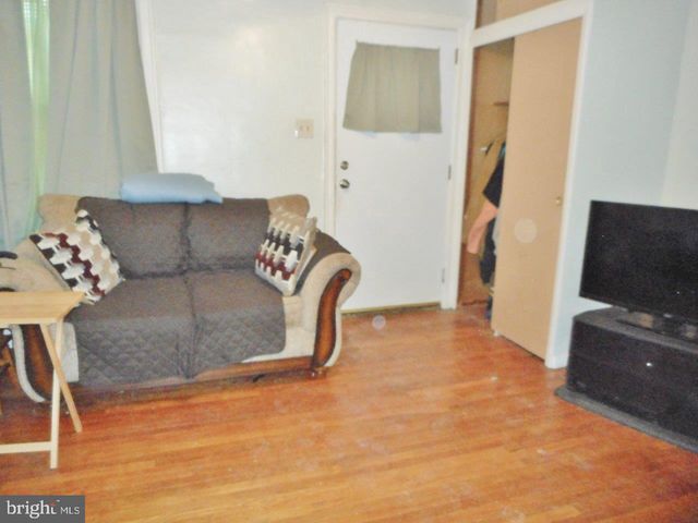149 FERN, Philadelphia, PA 19120