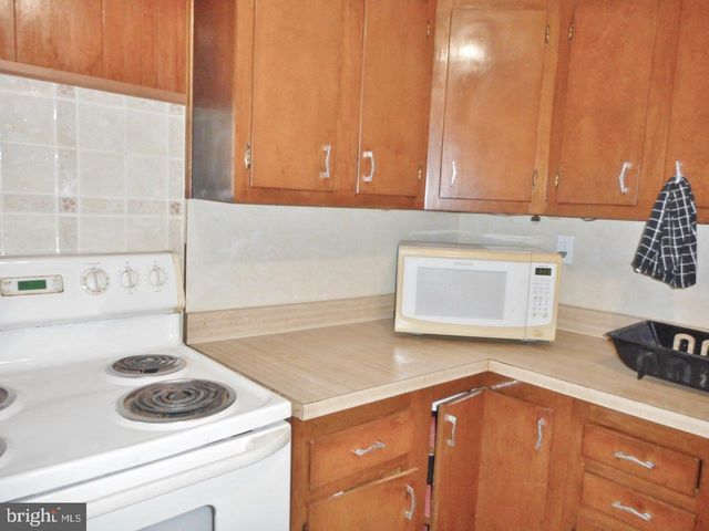 149 FERN, Philadelphia, PA 19120