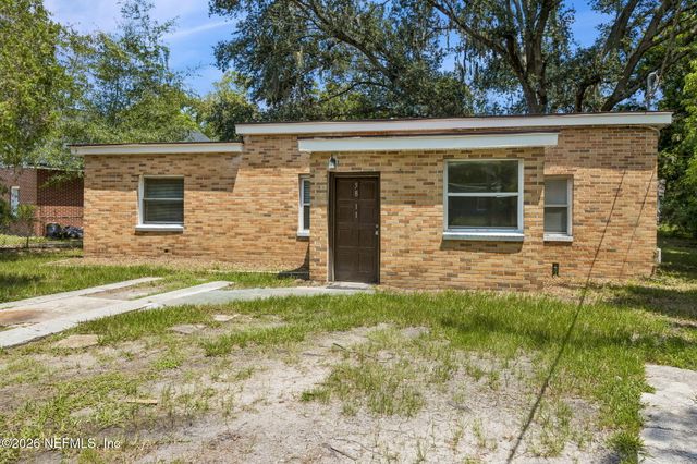 5811 HOLLYHOCK Road, Jacksonville, FL 32209