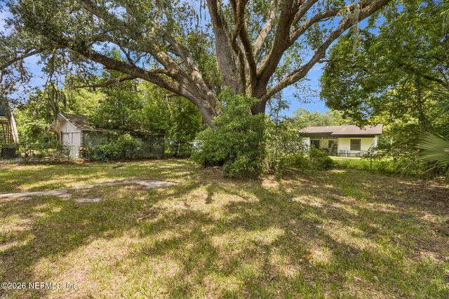 5811 HOLLYHOCK Road, Jacksonville, FL 32209