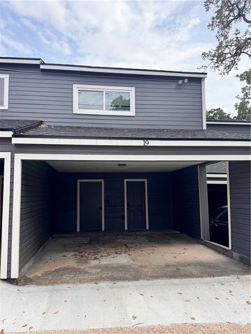 1500 Olympia Way 19, College Station, TX 77840