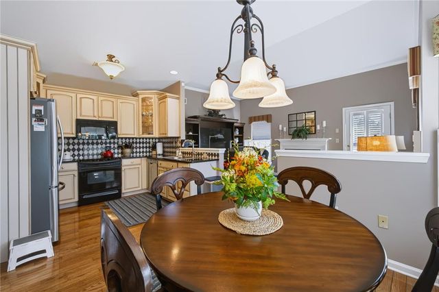 9 Willow Drive, Palmer Twp, PA 18045