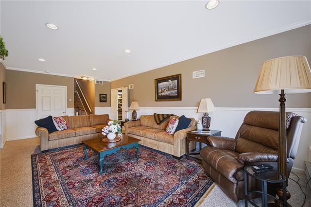 9 Willow Drive, Palmer Twp, PA 18045
