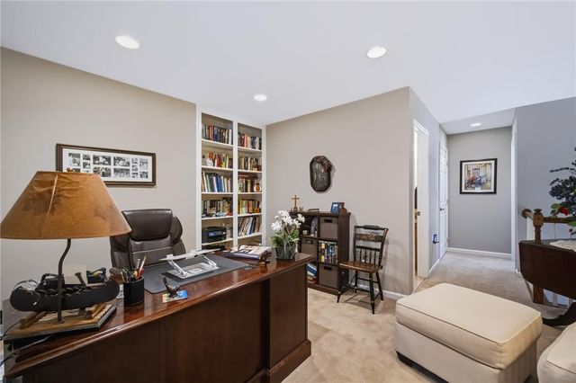 9 Willow Drive, Palmer Twp, PA 18045
