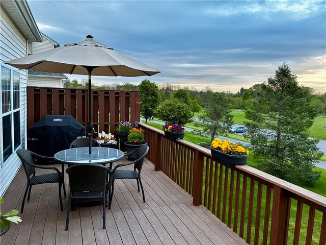 9 Willow Drive, Palmer Twp, PA 18045
