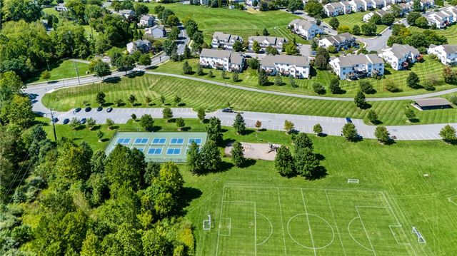 9 Willow Drive, Palmer Twp, PA 18045