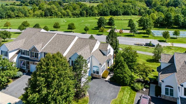 9 Willow Drive, Palmer Twp, PA 18045