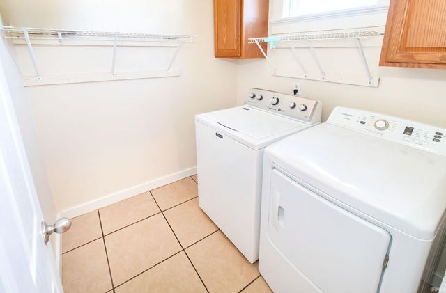 208 E Delaware Street, Evansville, IN 47711