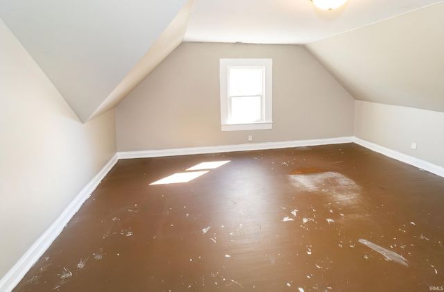 208 E Delaware Street, Evansville, IN 47711