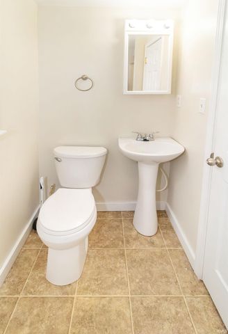 208 E Delaware Street, Evansville, IN 47711