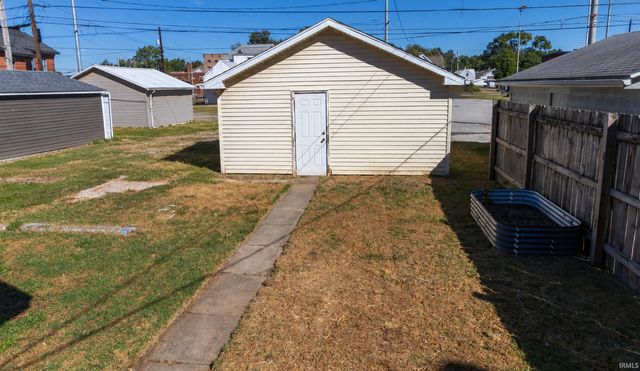 208 E Delaware Street, Evansville, IN 47711