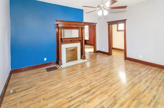 208 E Delaware Street, Evansville, IN 47711