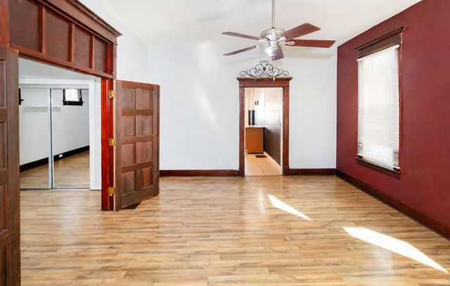 208 E Delaware Street, Evansville, IN 47711