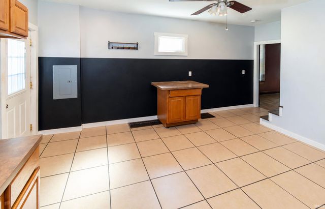 208 E Delaware Street, Evansville, IN 47711