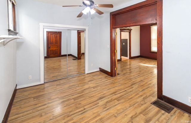 208 E Delaware Street, Evansville, IN 47711