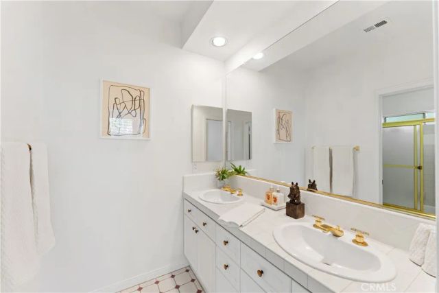 21212 Stoneford Court, Topanga, CA 90290