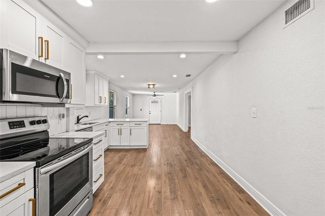 210 E CLUSTER AVENUE, Tampa, FL 33604