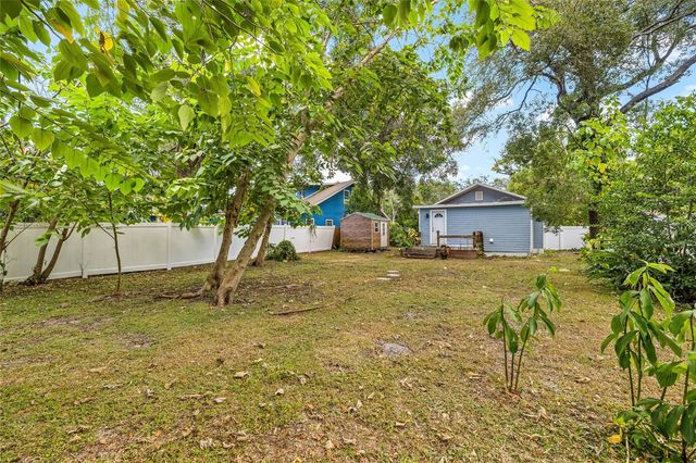 210 E CLUSTER AVENUE, Tampa, FL 33604