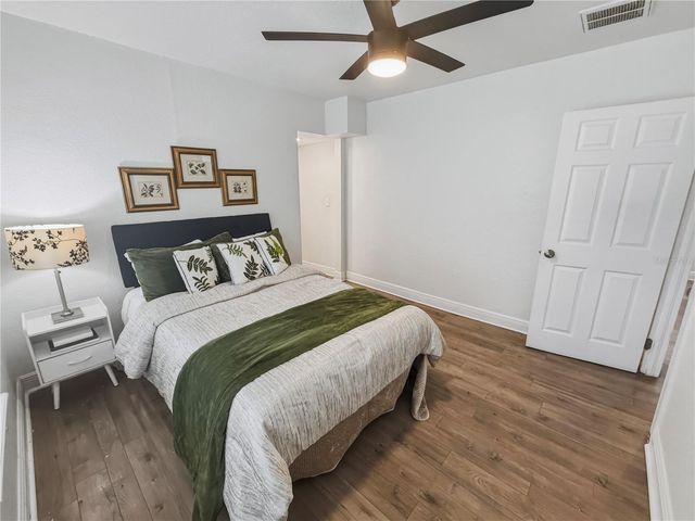 210 E CLUSTER AVENUE, Tampa, FL 33604