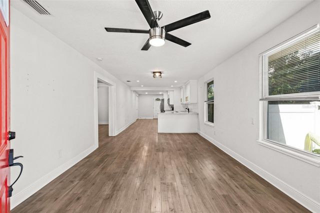 210 E CLUSTER AVENUE, Tampa, FL 33604