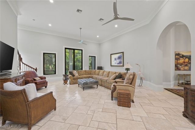 6489 Highcroft DR, Naples, FL 34119