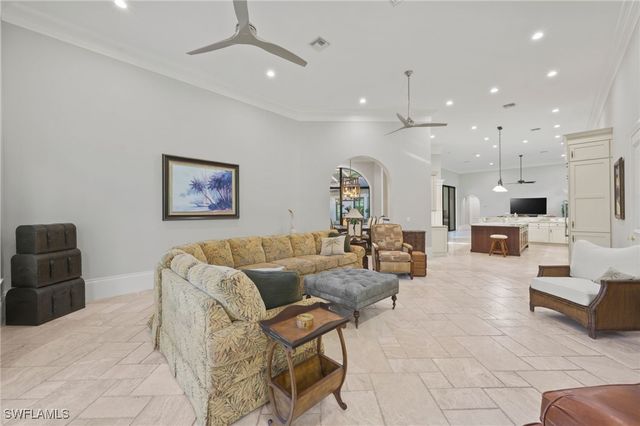 6489 Highcroft DR, Naples, FL 34119