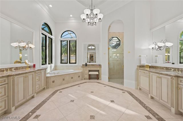 6489 Highcroft DR, Naples, FL 34119