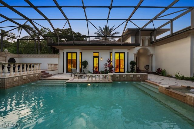 6489 Highcroft DR, Naples, FL 34119