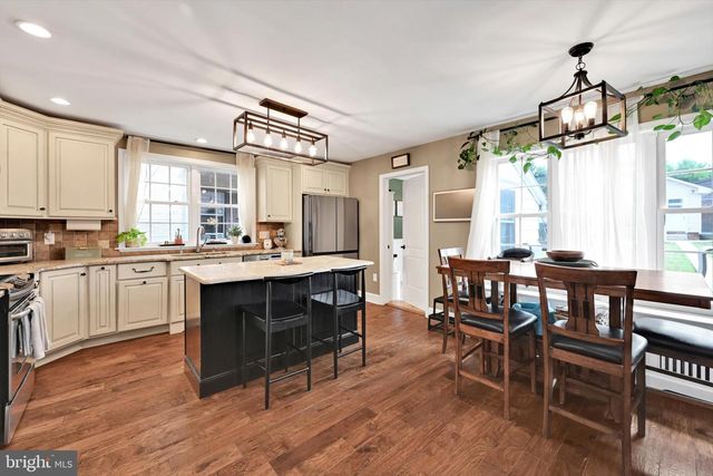 439 MAIN ST, Oley, PA 19547