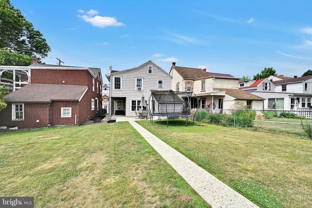 439 MAIN ST, Oley, PA 19547