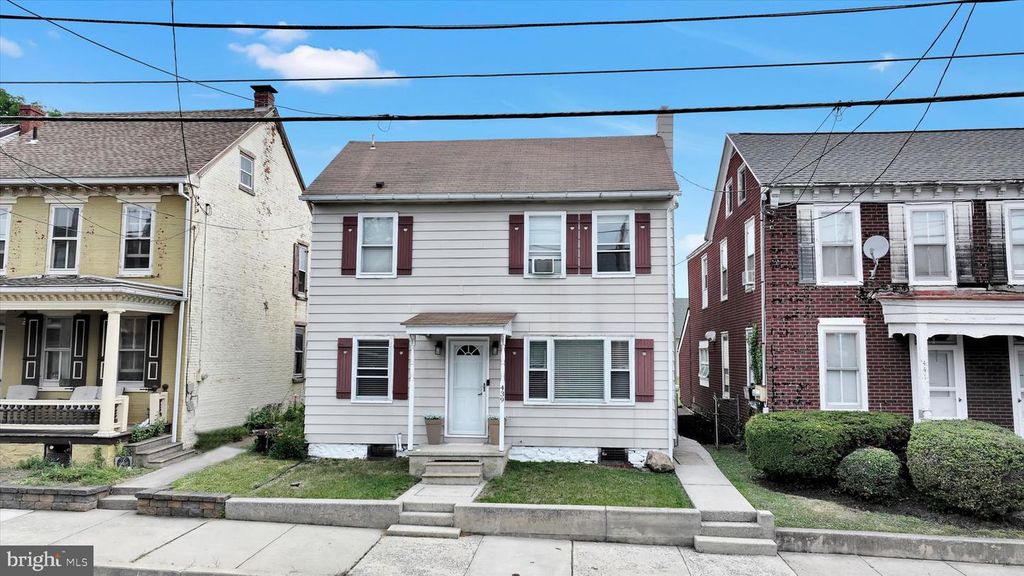 439 MAIN ST, Oley, PA 19547