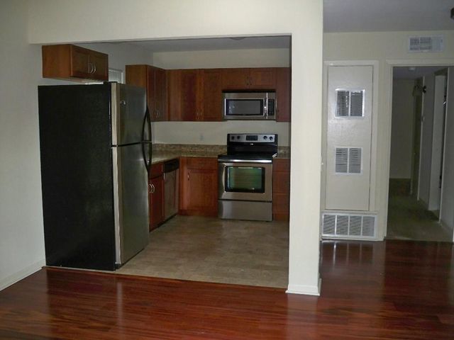 2706 Cole ST 102B, Austin, TX 78705