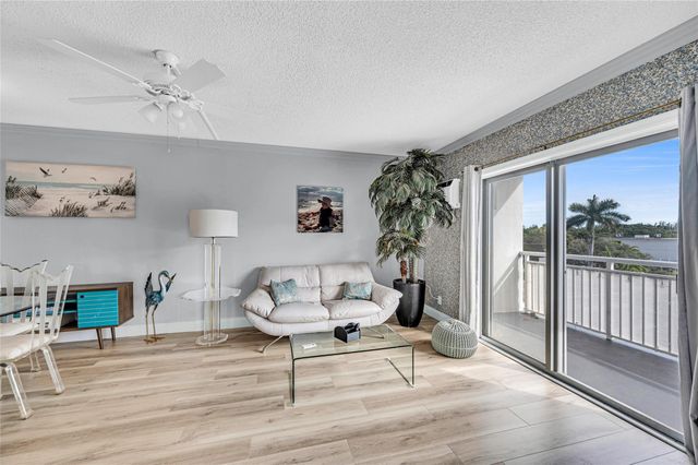 720 Orton Avenue 505, Fort Lauderdale, FL 33304
