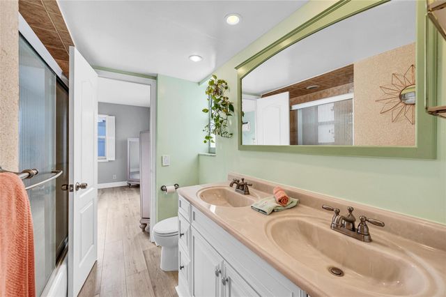 720 Orton Avenue 505, Fort Lauderdale, FL 33304