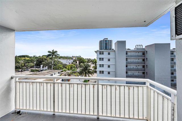 720 Orton Avenue 505, Fort Lauderdale, FL 33304