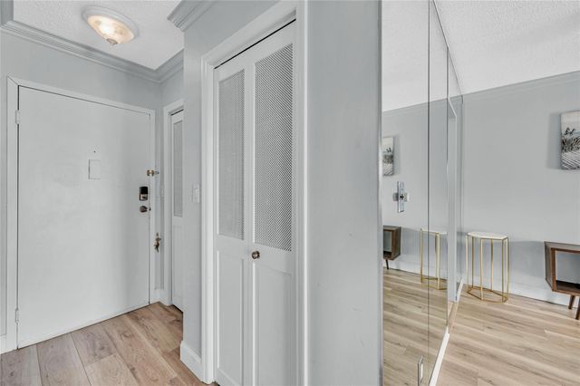 720 Orton Avenue 505, Fort Lauderdale, FL 33304