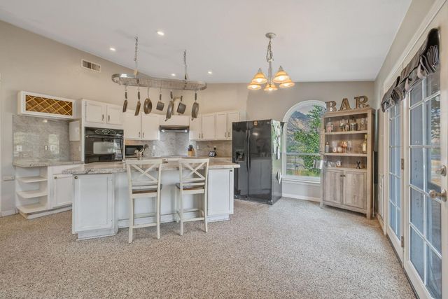 7272 Lupine Drive, Sanger, CA 93657