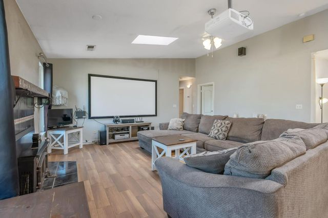 7272 Lupine Drive, Sanger, CA 93657