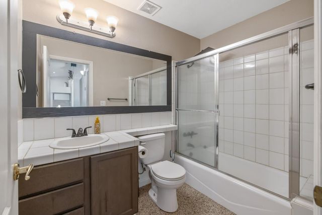 7272 Lupine Drive, Sanger, CA 93657
