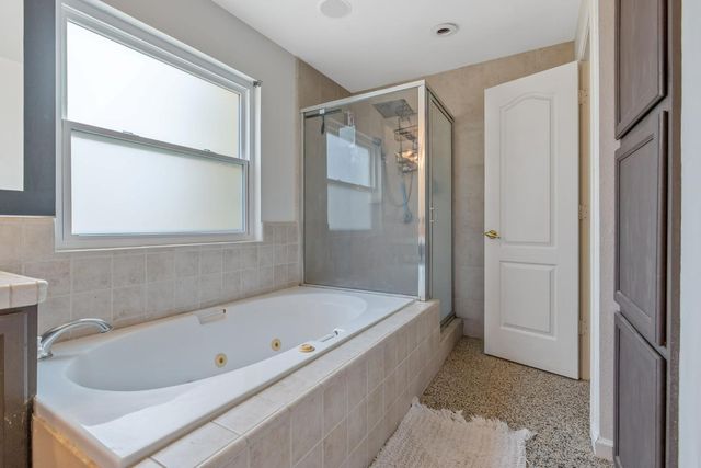 7272 Lupine Drive, Sanger, CA 93657